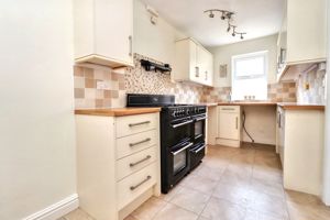 Kitchen- click for photo gallery